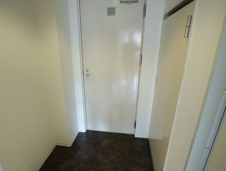 奈良県奈良市帝塚山6丁目(マンション)の賃貸物件の玄関