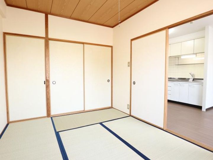 奈良県奈良市富雄元町1丁目(マンション)の賃貸物件の内装