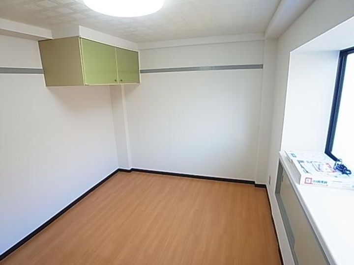 奈良県奈良市鶴舞西町(マンション)の賃貸物件の居間