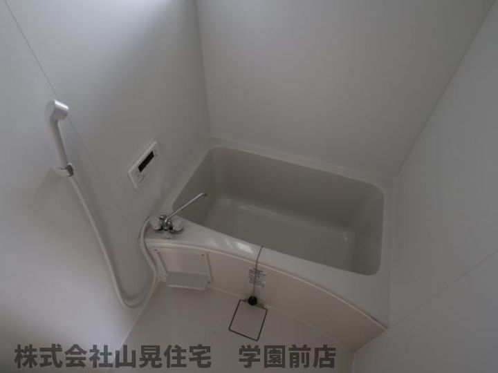 奈良県奈良市六条緑町3丁目(アパート)の賃貸物件の風呂