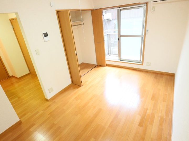 奈良県大和郡山市本町(アパート)の賃貸物件の居間