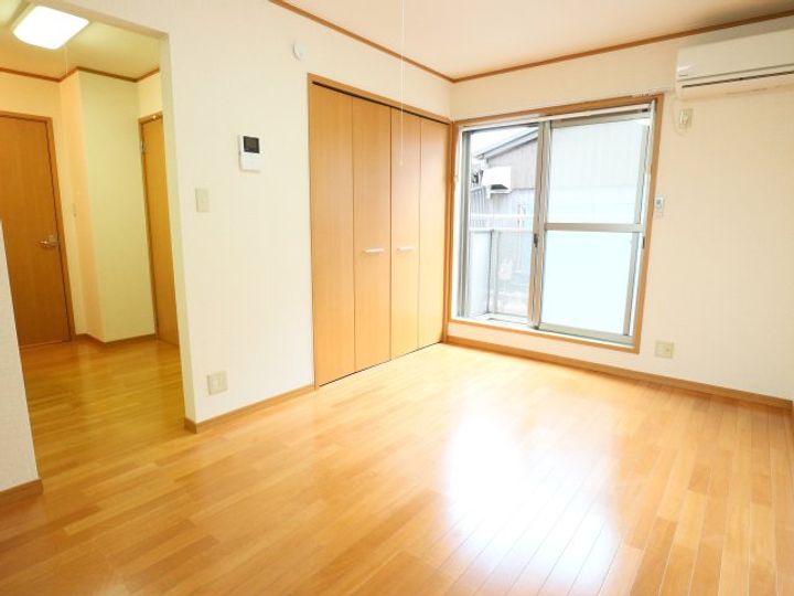 奈良県大和郡山市本町(アパート)の賃貸物件の居間