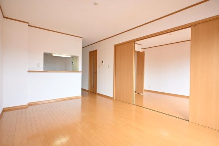 奈良県奈良市大安寺3丁目(アパート)の賃貸物件の居間