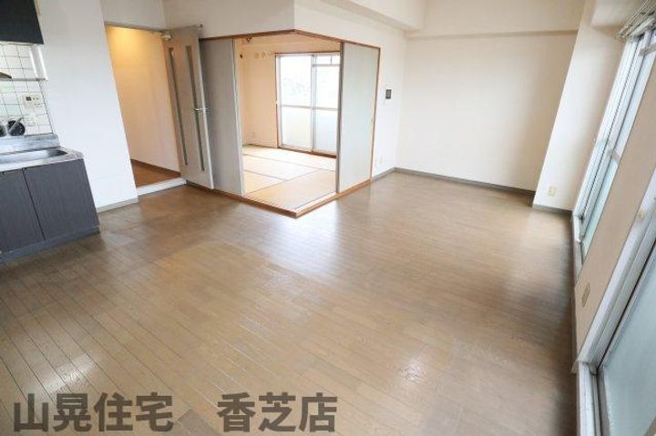 奈良県香芝市畑3丁目(マンション)の賃貸物件308の居間