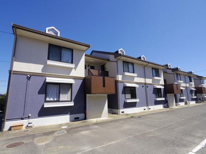 奈良県大和高田市中三倉堂1丁目(アパート)の賃貸物件の外観