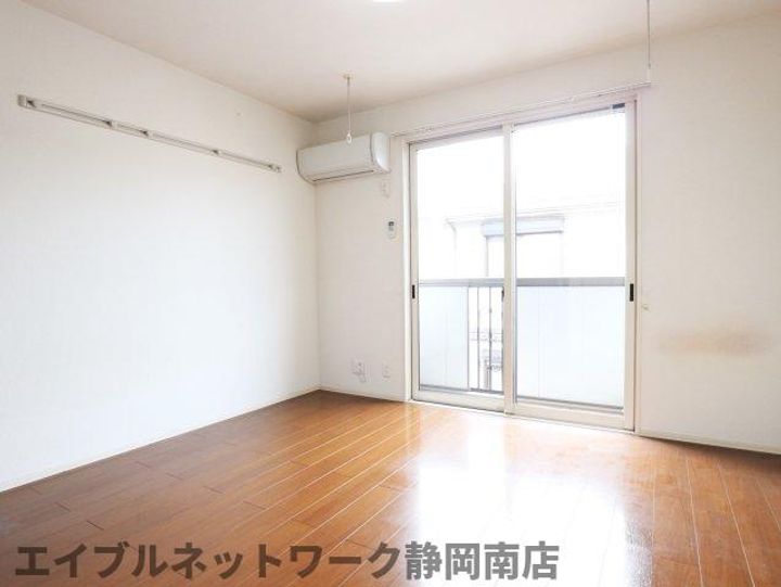 グランフィールズⅡの居間