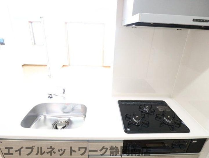ラ トゥール(La Tour)401のキッチン