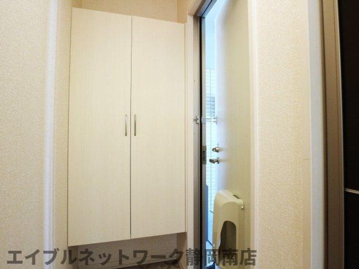 リヴェールの玄関