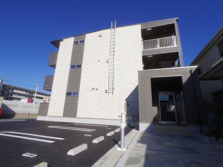 奈良県大和高田市日之出町(アパート)の賃貸物件の外観