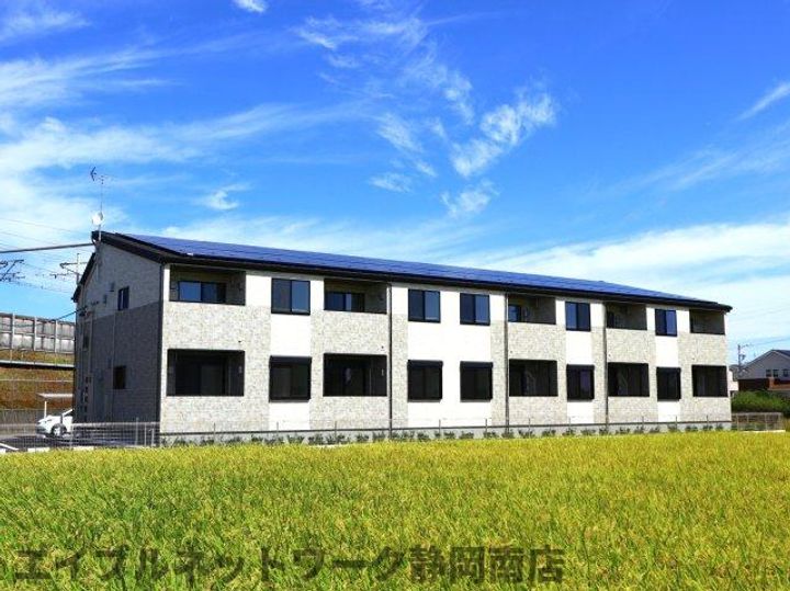 ブライト・ガーデン小土の外観