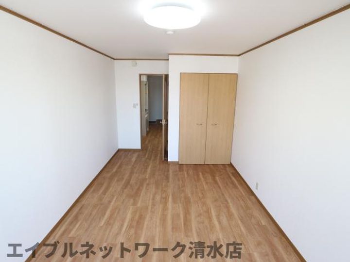 静岡県静岡市清水区巴町(マンション)の賃貸物件の居間