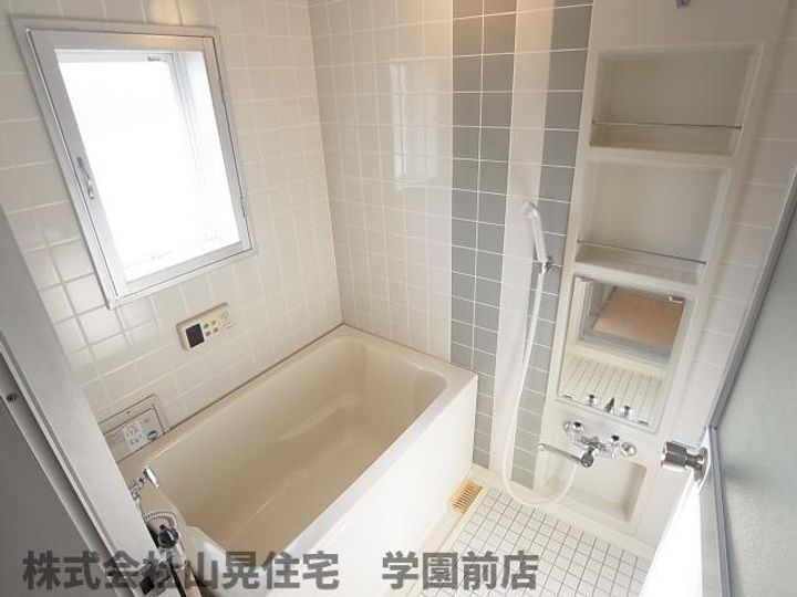 奈良県奈良市三松2丁目(マンション)の賃貸物件の風呂
