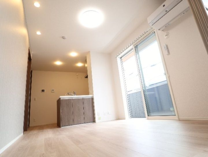 奈良県奈良市大安寺6丁目(アパート)の賃貸物件の居間