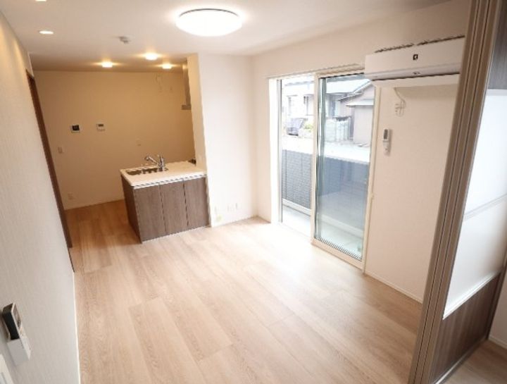 奈良県奈良市大安寺6丁目(アパート)の賃貸物件の居間