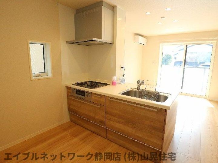 静岡県静岡市葵区安東2丁目(マンション)の賃貸物件のキッチン