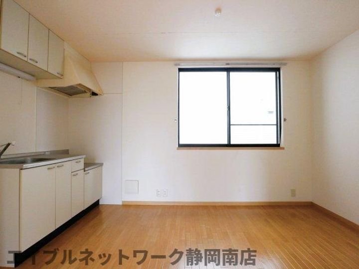プレラヴィル中原 B棟のキッチン