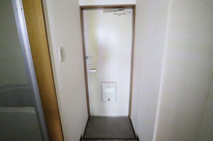 奈良県橿原市曽我町(アパート)の賃貸物件302の玄関