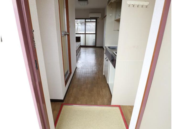 奈良県奈良市西大寺芝町1丁目(マンション)の賃貸物件の玄関