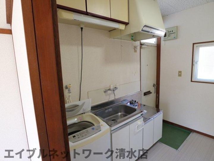 静岡県静岡市清水区港南町(アパート)の賃貸物件のキッチン