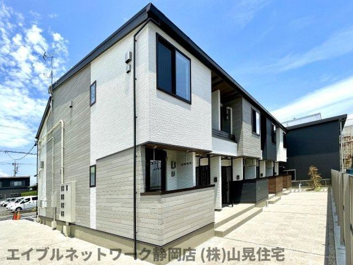 静岡県静岡市葵区沓谷5丁目(アパート)の賃貸物件の外観