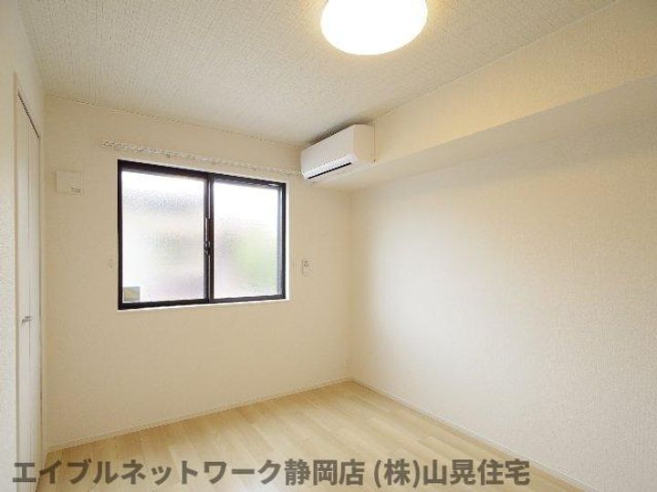 静岡県静岡市葵区沓谷5丁目(アパート)の賃貸物件の内装