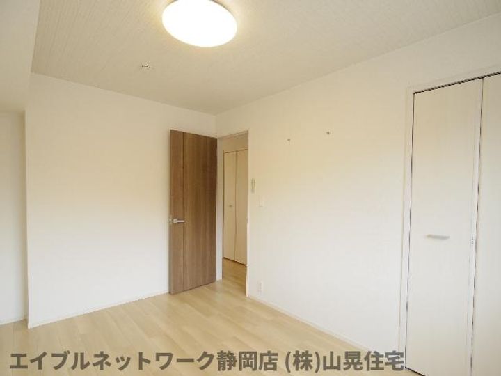 静岡県静岡市葵区沓谷5丁目(アパート)の賃貸物件の内装