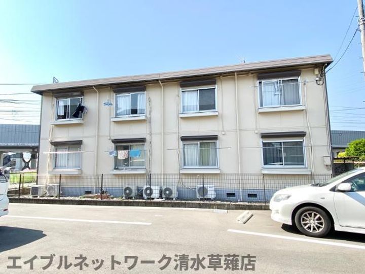 静岡県静岡市清水区吉川(アパート)の賃貸物件102の外観
