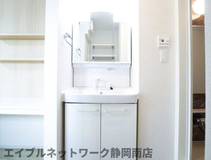 ウィステリア リズムのその他画像