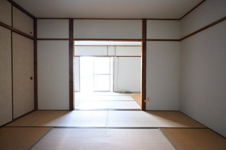 平和マンションの内装