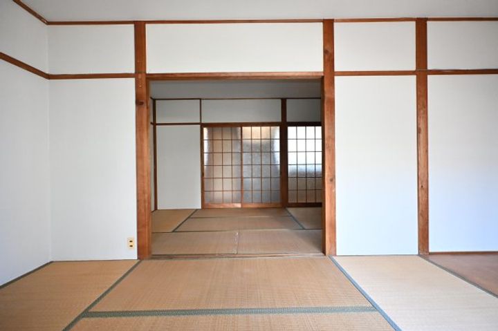 平和マンションの内装