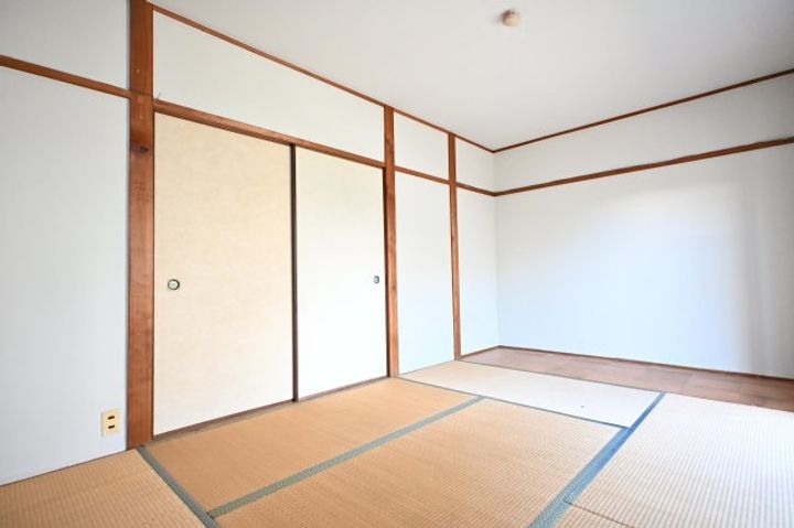 平和マンションの内装