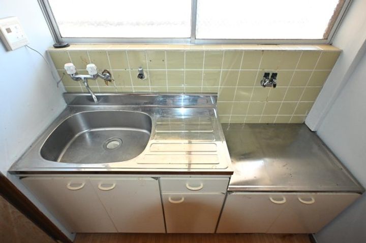 平和マンションのキッチン
