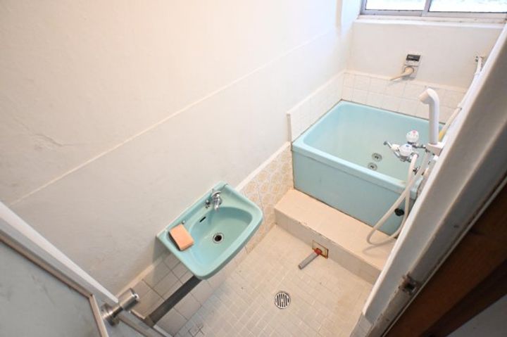 平和マンションの風呂