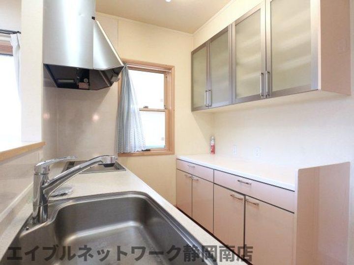静岡県静岡市駿河区馬渕4丁目(一戸建)の賃貸物件Kのキッチン
