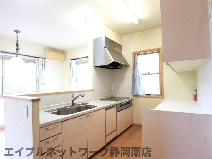 静岡県静岡市駿河区馬渕4丁目(一戸建)の賃貸物件Kのキッチン