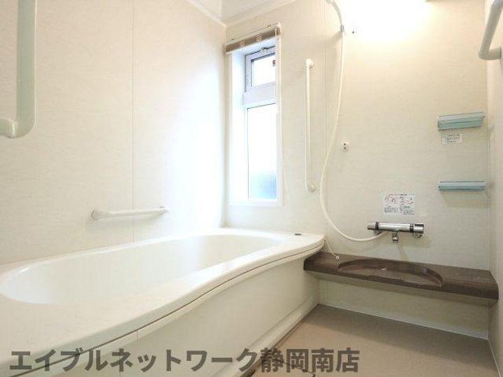 静岡県静岡市駿河区馬渕4丁目(一戸建)の賃貸物件Kの風呂