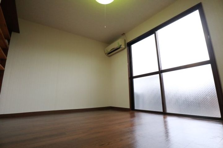 奈良県橿原市中曽司町(マンション)の賃貸物件305の居間