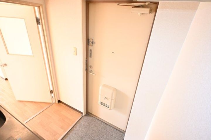 奈良県奈良市柳町(マンション)の賃貸物件403の玄関