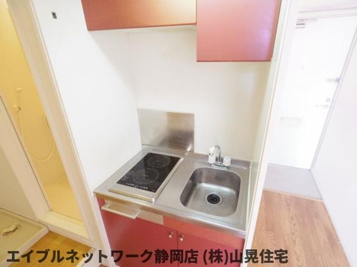 静岡県静岡市葵区川合2丁目(アパート)の賃貸物件のキッチン