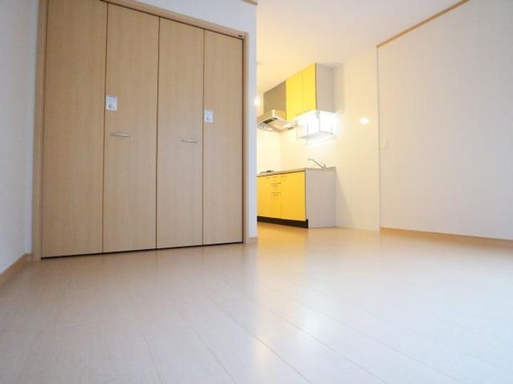 奈良県奈良市中新屋町(アパート)の賃貸物件103の居間