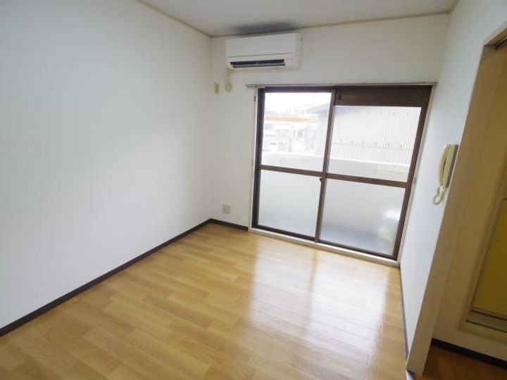 奈良県天理市丹波市町(マンション)の賃貸物件の居間