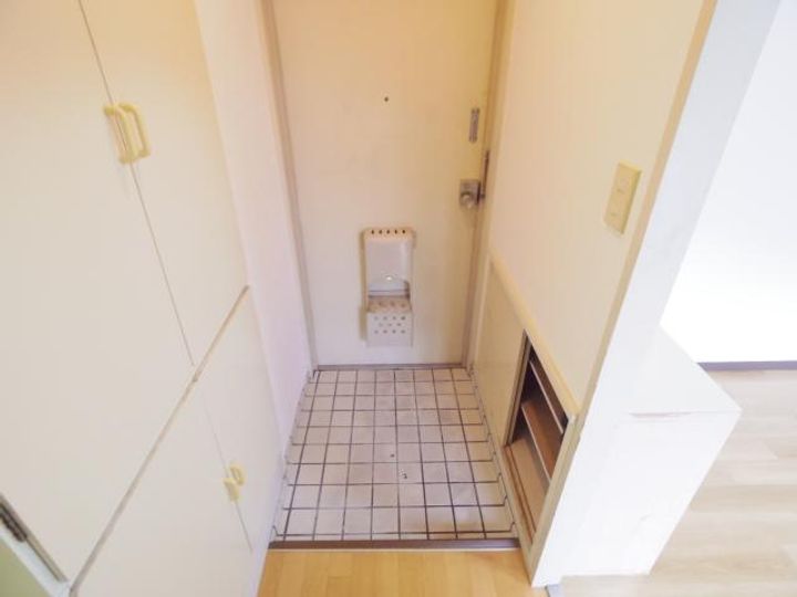 奈良県天理市丹波市町(マンション)の賃貸物件の玄関