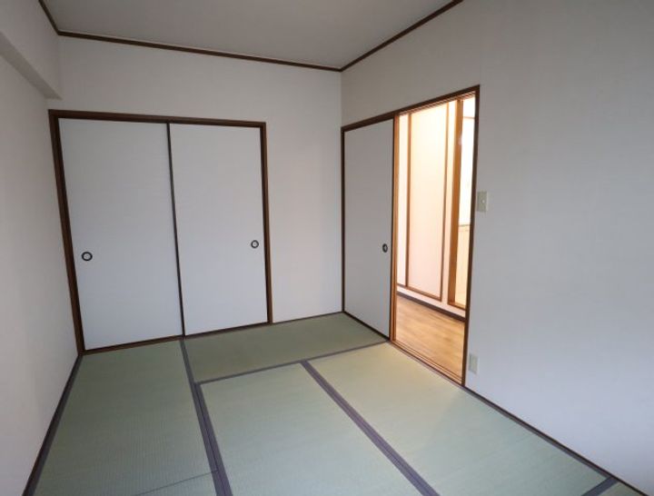 奈良県生駒市辻町(マンション)の賃貸物件102の内装