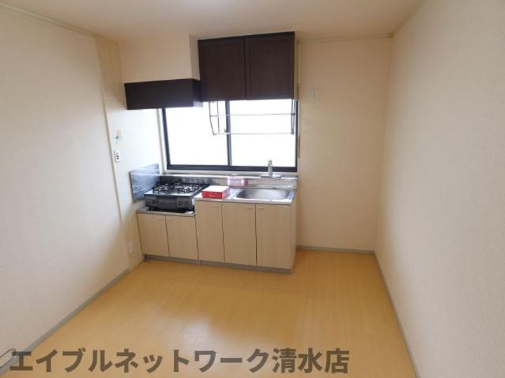 静岡県静岡市清水区西久保(アパート)の賃貸物件のキッチン