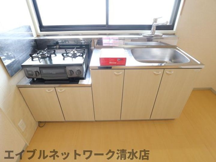 静岡県静岡市清水区西久保(アパート)の賃貸物件のキッチン