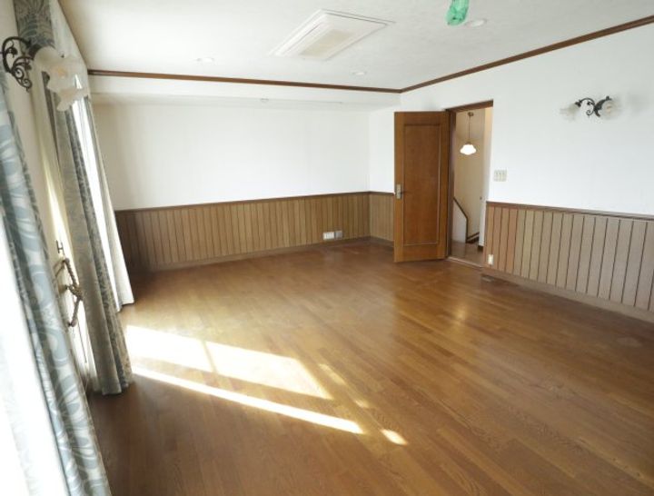 奈良県奈良市学園中3丁目(一戸建)の賃貸物件の居間