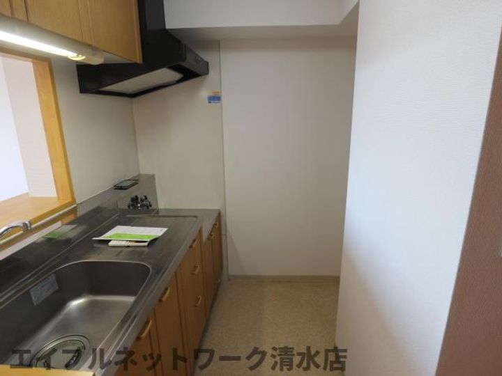 静岡県静岡市清水区折戸4丁目(マンション)の賃貸物件のキッチン