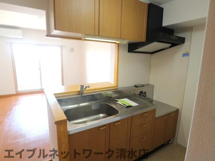 静岡県静岡市清水区折戸4丁目(マンション)の賃貸物件のキッチン