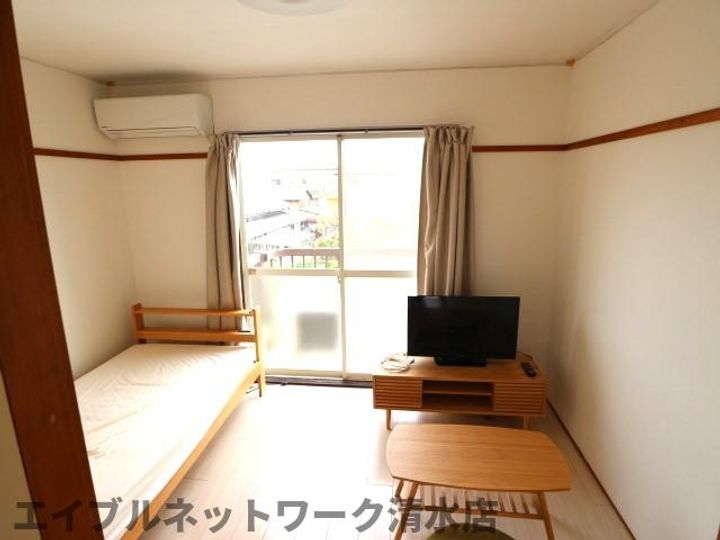 静岡県静岡市清水区三保(アパート)の賃貸物件の居間