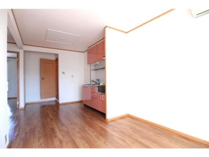 奈良県生駒郡斑鳩町法隆寺西3丁目(アパート)の賃貸物件の居間